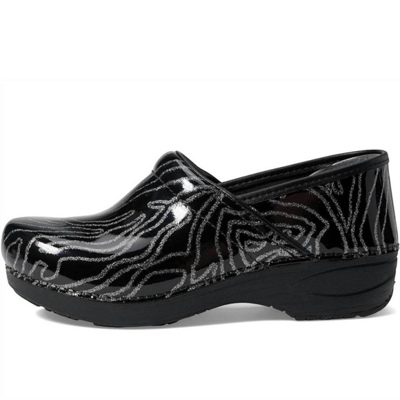 Dansko XP 2.0 Patent Glitter Waves Clog Black Silver - Picture 1 of 14